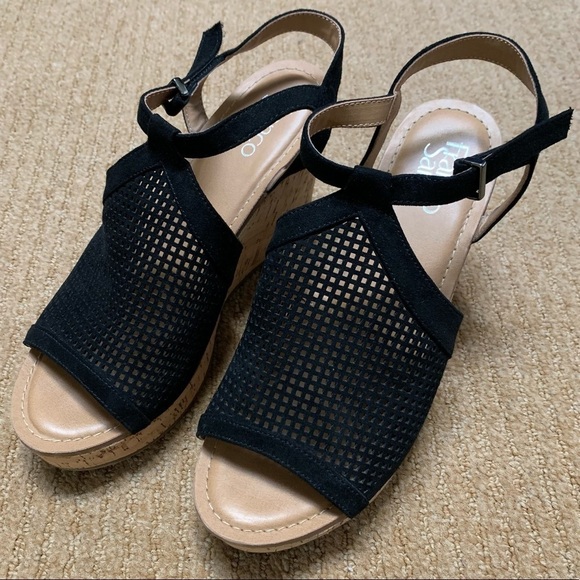 Franco Sarto Clinton 2 Black Wedges - Picture 3 of 9